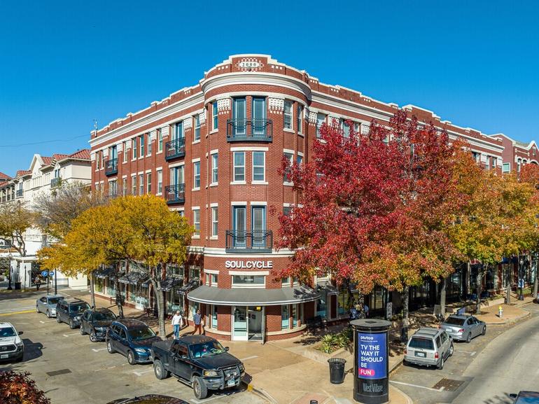 Lennox at West Village Apts Multifamily Sale 0524 Northmarq